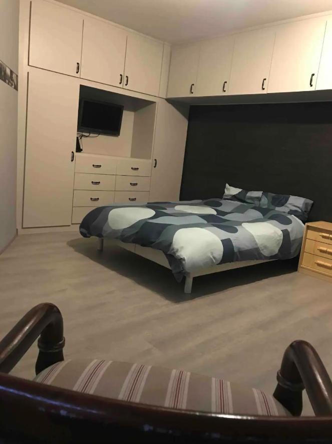 Logement Avec Piscine Brunstatt Exterior foto